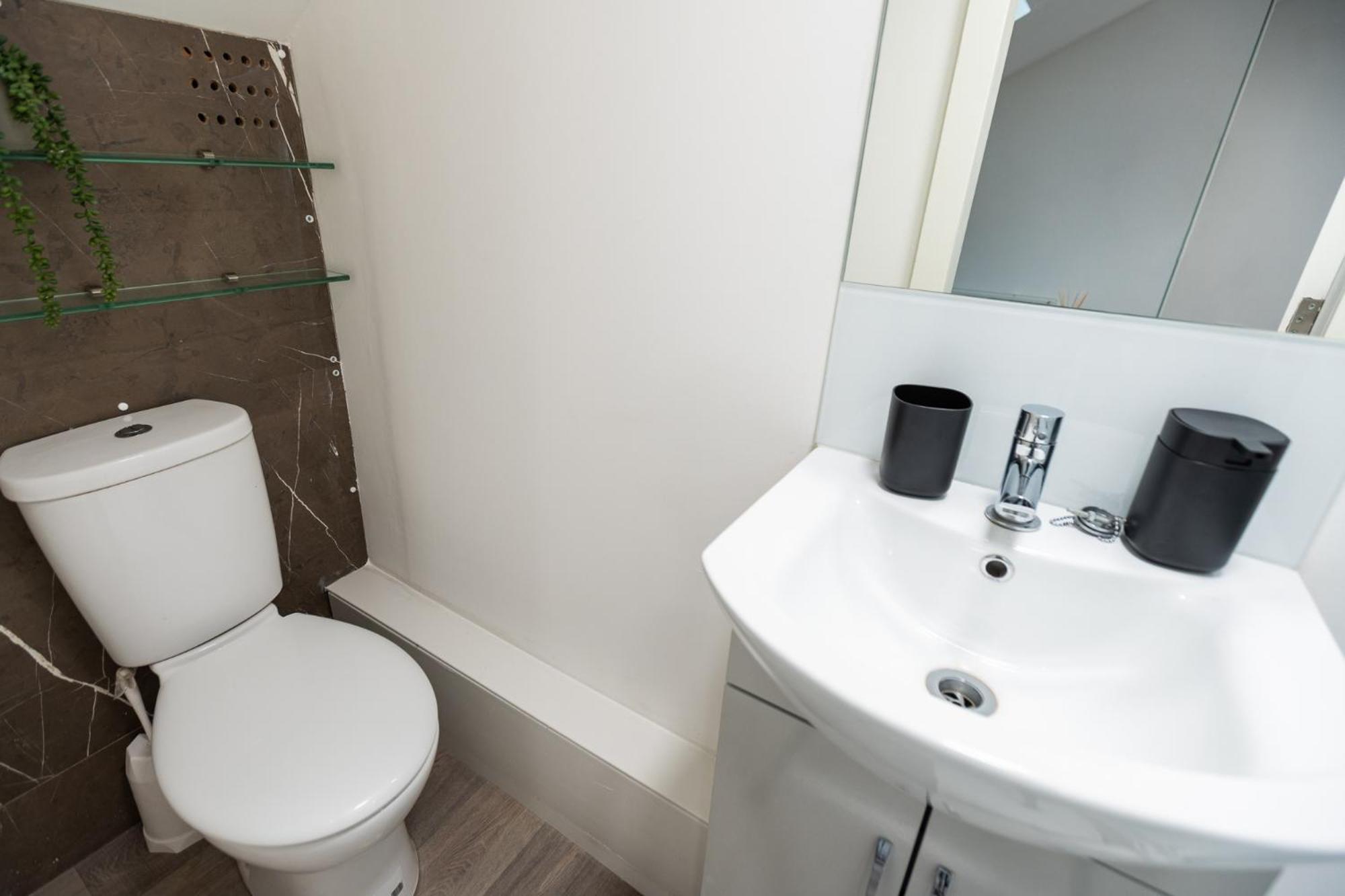 Spacious And Modern Studio In London G Buitenkant foto